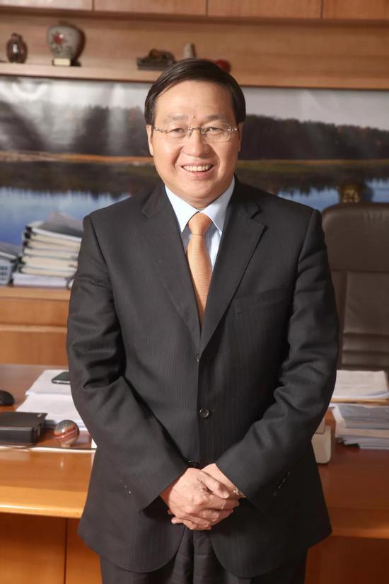 陈四清:砥砺奋进,建设新时代全球一流银行