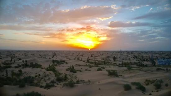  库布其沙漠（2019年7月28日晨间拍摄）