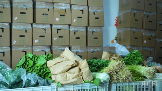  准备配送的蔬菜（央广网记者 王晶 摄）