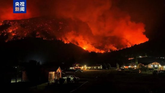 阿根廷中部森林火灾蔓延 过火面积逾5500公顷