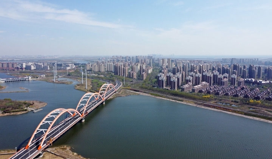 这是4月14日拍摄的中新天津生态城新貌（无人机照片）。新华社记者 赵子硕 摄