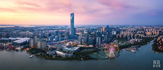  △苏州工业园区是中国和新加坡两国政府间的重要合作项目，被誉为“国际合作的成功范例”。（图/视觉中国）