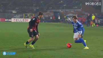 罗德里格斯射门被封堵