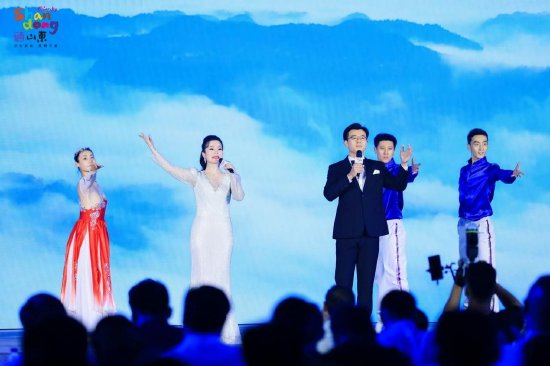 歌曲《沿着黄河遇见海》