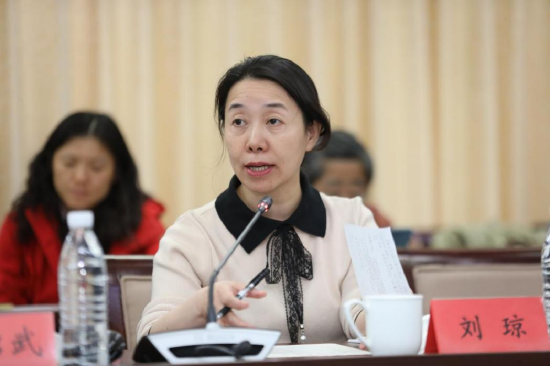 《人民日报》文艺部副主任刘琼发言《人民日报》文艺部副主任刘琼认为