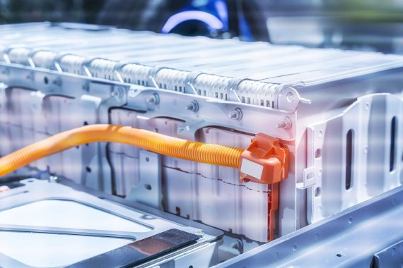 固态电池行业再迎催化