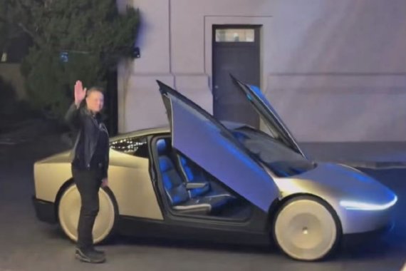 特斯拉及马斯克因相关不实宣传遭股东起诉