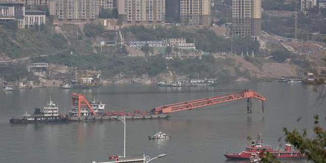 重庆公交坠江 别再黑女司机了