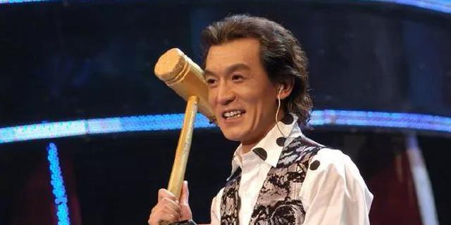 这里面肯定有一个是你的童年