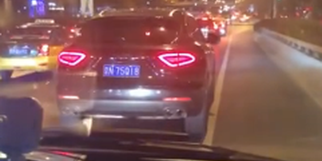 玛莎拉蒂阻挡急救车 医生回应