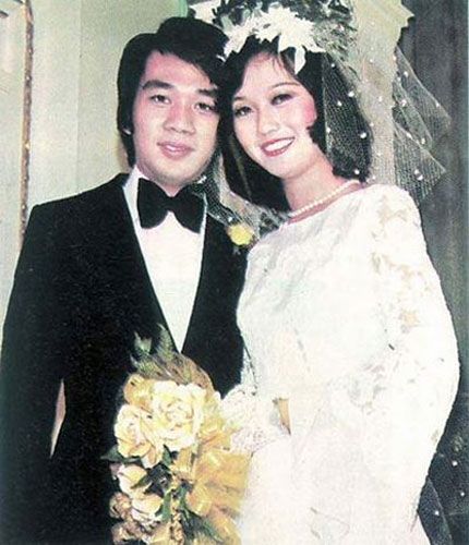 赵雅芝结婚照