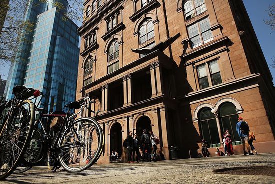 美国曼哈顿私立大学柯柏联盟学院（Cooper Union）校舍。来自：Spencer Platt/GETTY