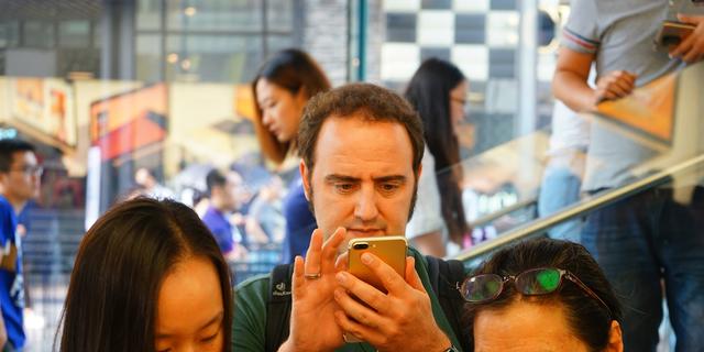 iPhone 7发售那天，我跟着一大帮人冲进了苹果三里屯店