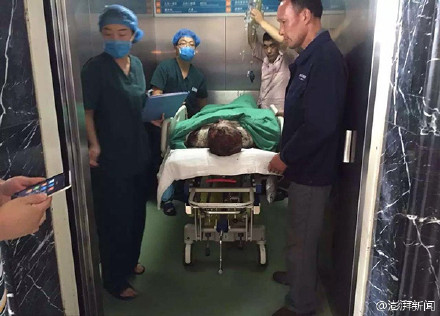 救火英雄王锋去世 曾三闯火海救人