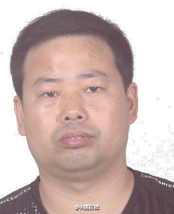 救火英雄王锋去世 曾三闯火海救人