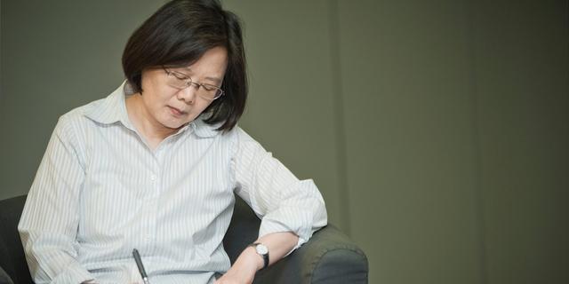 “闺蜜干政”并非韩国特色，台湾也有...