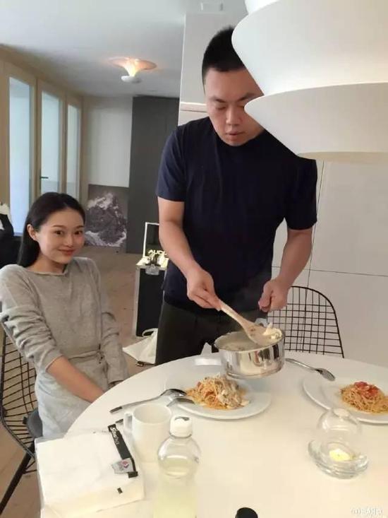 晚晚林翰海量生活照及结婚照