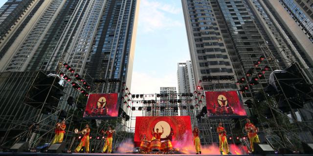 广州千围宴村庄风光背后:村民叹家家为争房闹翻