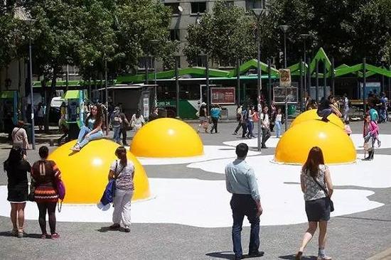 智利首都街头的荷包蛋