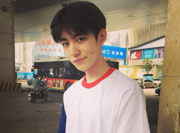 17岁男星经纪人反击 曝聊天记录回呛堕胎前女友