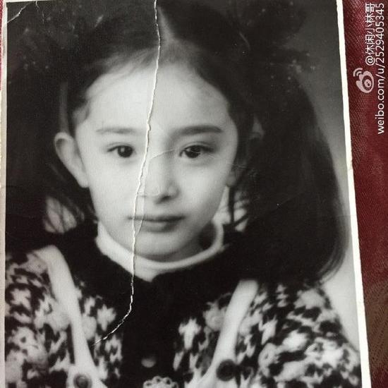 杨幂童年照