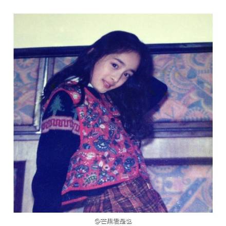 杨幂童年照