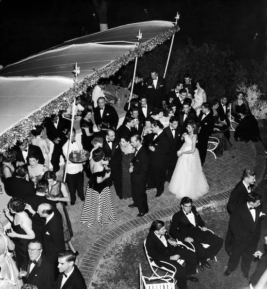 1950年，上流社会的派对