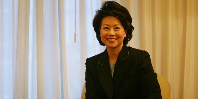 特朗普为什么器重华裔赵小兰