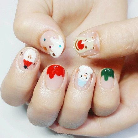 身边肯定至少都会有一个爱折腾美甲的女生