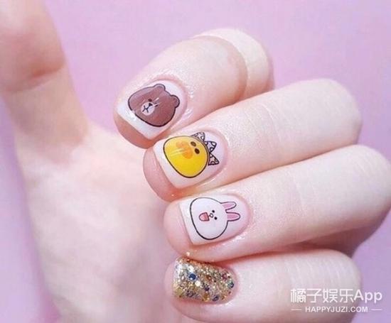 身边肯定至少都会有一个爱折腾美甲的女生