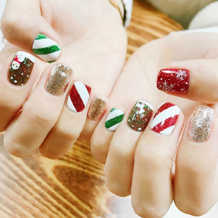 身边肯定至少都会有一个爱折腾美甲的女生