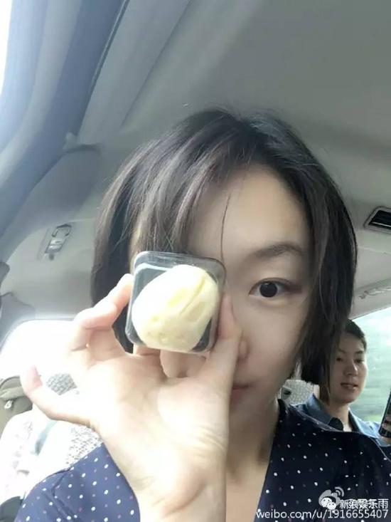 都说自己晒得是素颜照！