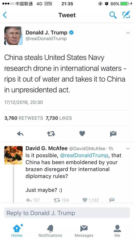虽然特朗普已删该推文，并重发，但外国网友们早就截图了：“截图是会永远（forever）保留下来的，特朗普不会又拼成fourever吧”；“如果特朗普要发推文，有没有人至少可以帮他检查下别字啊……”