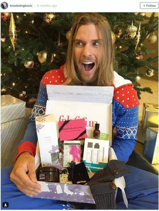  当男人像女人一样发朋友圈