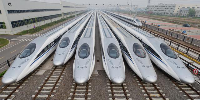 中国建造世界最大高铁网络 