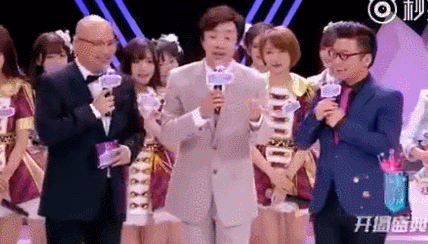 费玉清就给少女们讲了一个黄段子