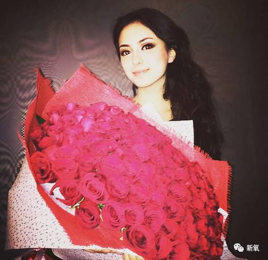 充满异域风情，扁平脸迷死氧感觉身体被掏空。