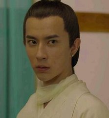 于朦胧整容前后对比差距大 网友:简直不能直视