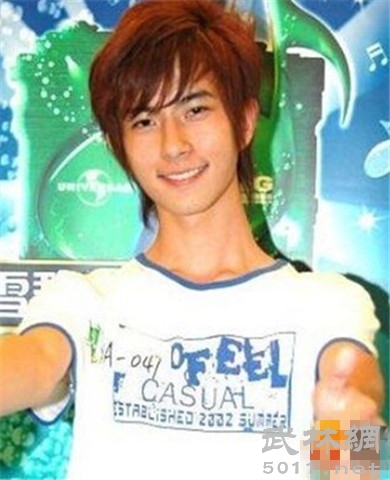 于朦胧整容前后对比差距大 网友:简直不能直视