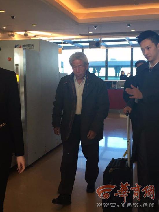 11日中午，王琪一行已抵达北京首都国际机场。