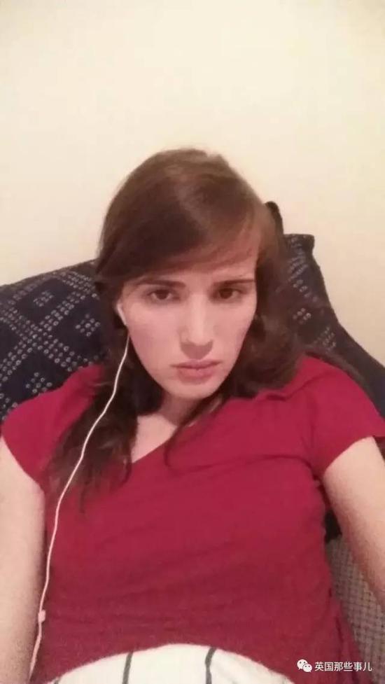 第十五个月….貌似已经看不出是男孩纸了。