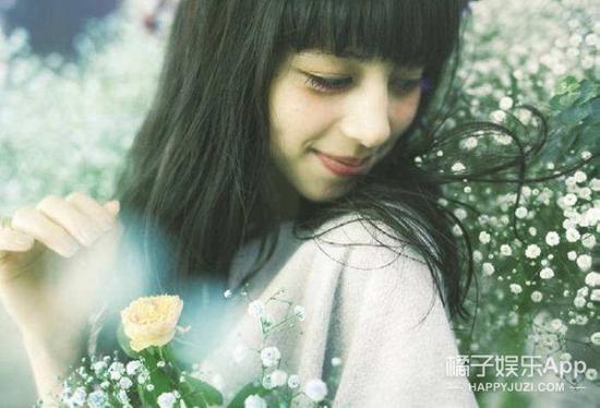 虽然妹子还年轻，但也参演过不少影视剧，像《暗黑女教师》、《SUMMER NUDE》《毛骨悚然撞鬼经2015》