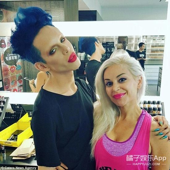 经历100多次手术 只为变成无性别人