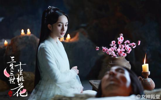 醉卧十里桃林 梦萦前世少年郎