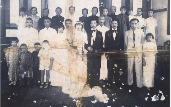 网友晒各年代结婚照 一生的独家记忆