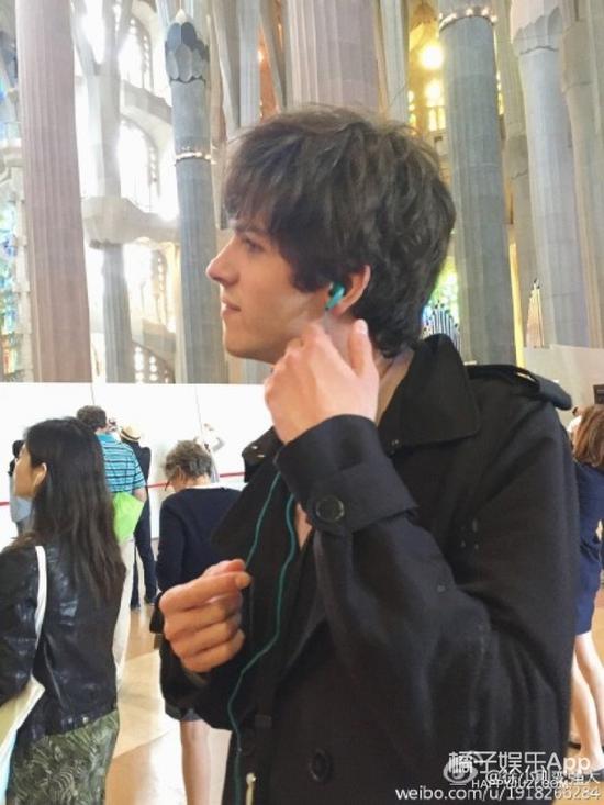 很火的欧美路人小哥哥 这颜值可以出道了