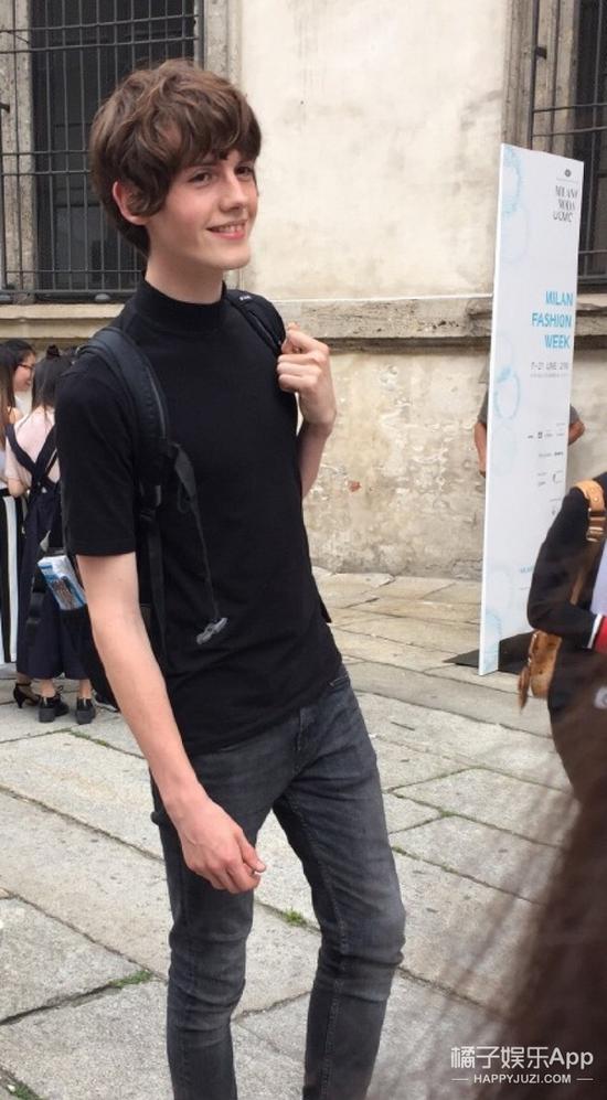 很火的欧美路人小哥哥 这颜值可以出道了