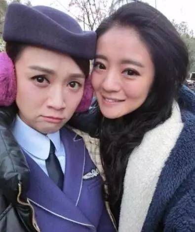 4陈乔恩在拍摄《偏偏喜欢你》时，安以轩还去探班。