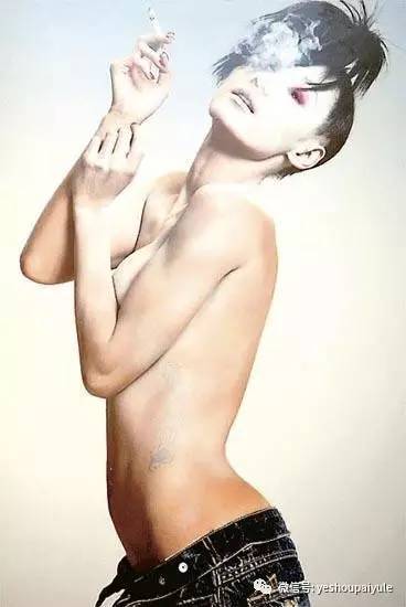 看过这组辣眼慈善裸照吗？艺人都被骗了