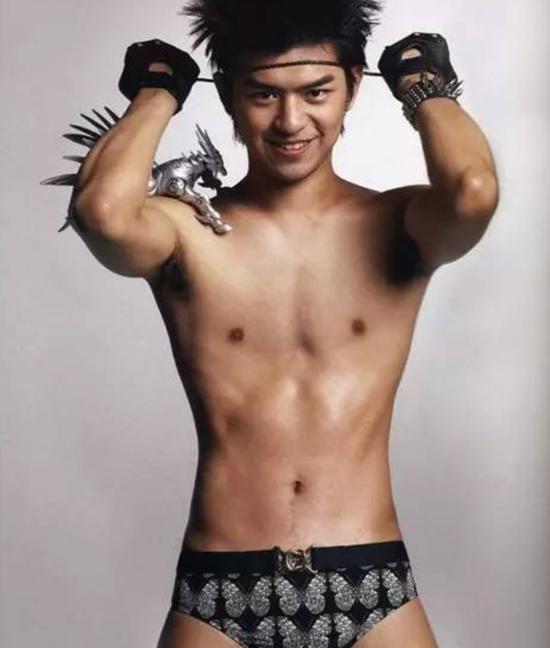 看过这组辣眼慈善裸照吗？艺人都被骗了